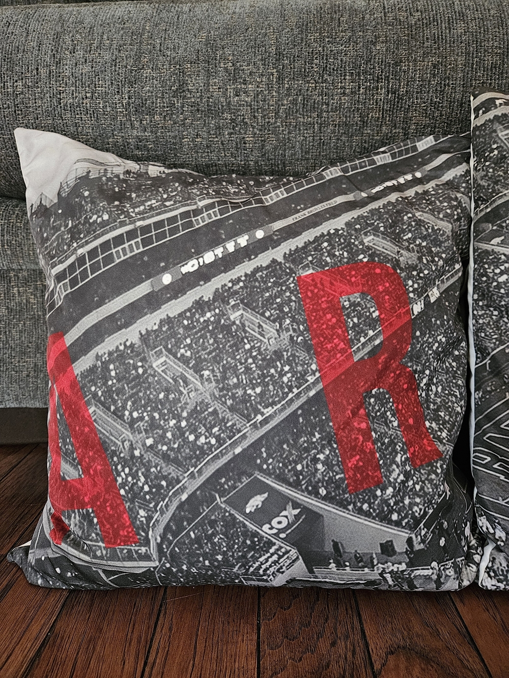 Arkansas Razorbacks Football Field Pillowcases With Red Letters - Picture 2 of 6